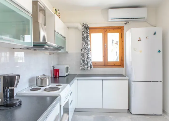 Semesterbostad Apanemi Beachhouse *